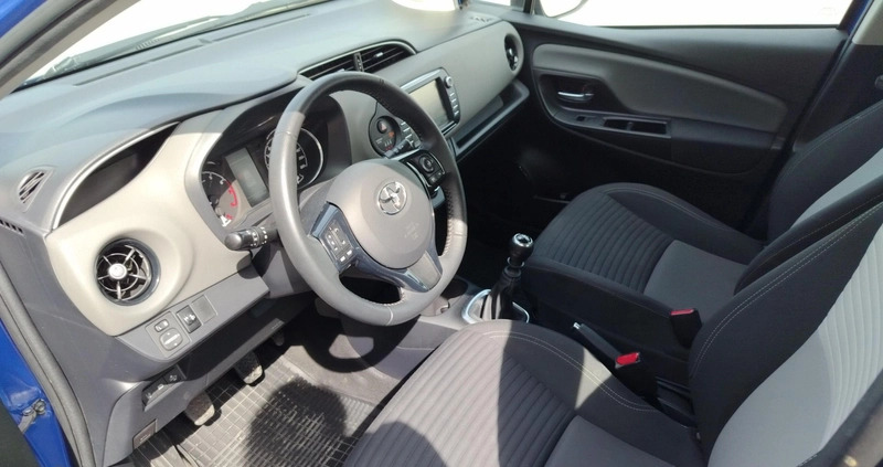 Toyota Yaris cena 53900 przebieg: 155528, rok produkcji 2019 z Skaryszew małe 352